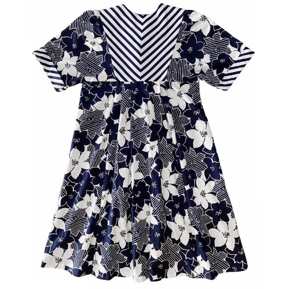 Vintage Liberty House of Hawaii Blue and White Floral MuuMuu Dress - Picture 6 of 9